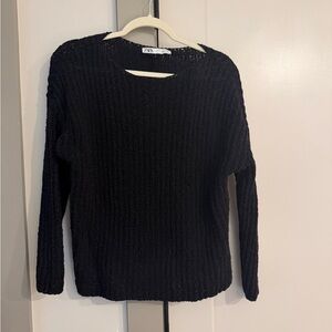 Zara Classic Black Crew Neck Sweater